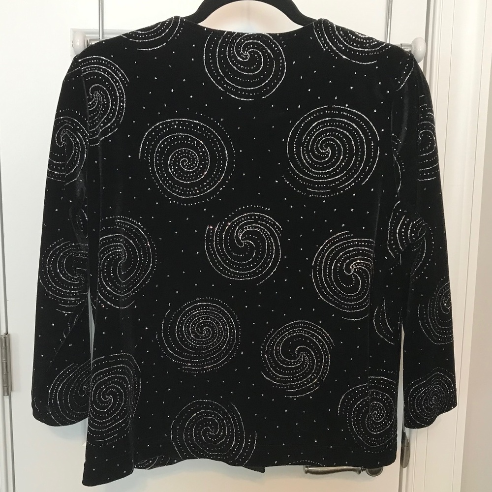 Dressy Briggs NY black velour faux 2-piece with glittery silver swirls (PL) - Picture 3 of 16